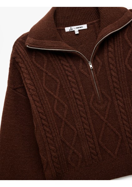 Yarım Fermuarlı Yaka Uzun Kollu Saç Örgü Dokulu Triko Kazak indirimleri