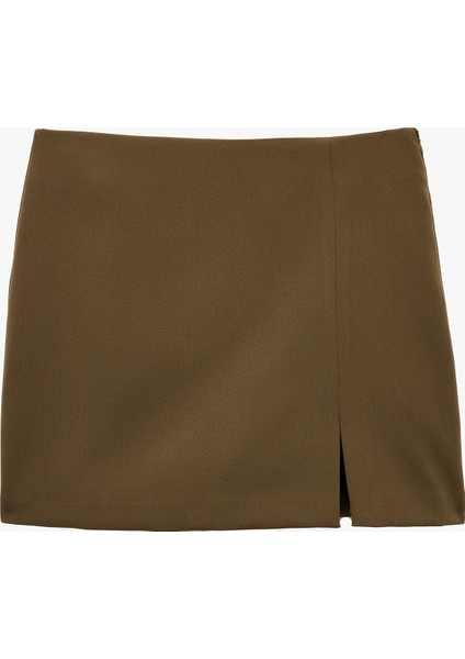 Yırtmaç Detaylı Mini Şort Etek