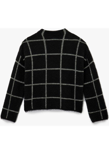 Uzun Kollu Dik Yaka Kareli Triko Peluş Kazak fiyatları