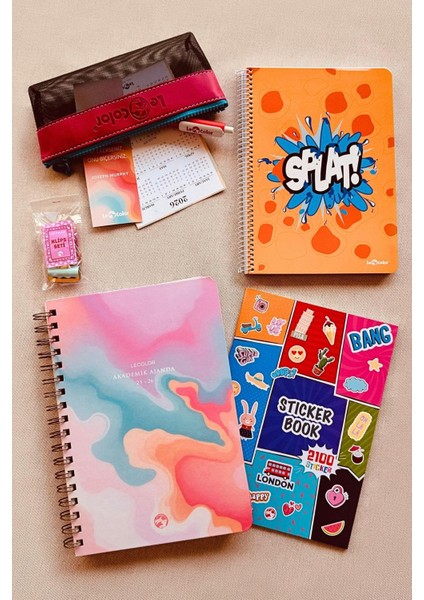Akademik Ajanda + 240 Syf A5 Kareli Defter + 2100 Sticker + 10 Metal Klips + Kalem Kutu + Kalem + Kitap Ayracı + Takvim
