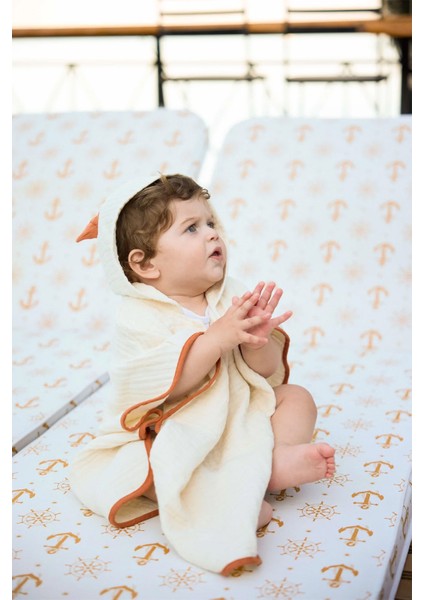 4 Katlı Müslin Bebek Pançosu – Banyo ve Plaj Kullanımı