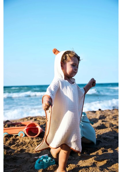 4 Katlı Müslin Bebek Pançosu – Banyo ve Plaj Kullanımı