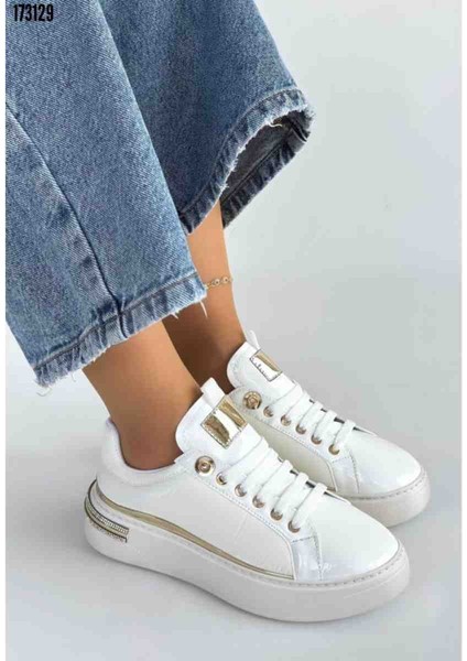 Hley Beyaz Rugan Paraşüt Detaylı Bağcıklı Spor Ayakkabı, Kırmızı Gül Figürlü Kolye Hediye