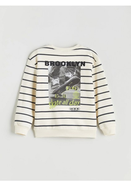 Lcw Kids Bej Bisiklet Yaka Baskılı Erkek Çocuk Sweatshirt fiyatları