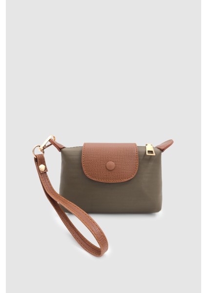 Yulie Metal Aksesuar Detaylı Fermuar ve Mıknatıs Kapamalı Paraşüt Kumaş Kadın El Cüzdanı Haki fırsatları