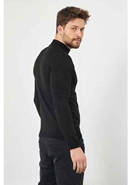 Erkek Yarım Balıkçı Yaka Siyah Triko Kazak Uzun Kol Modası