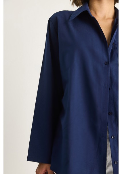 Kadın Geniş Kollu Tek Cep Detaylı Oversize Basic Poplin Gömlek