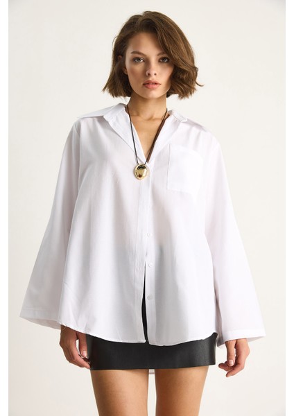 Kadın Geniş Kollu Tek Cep Detaylı Oversize Basic Poplin Gömlek modelleri