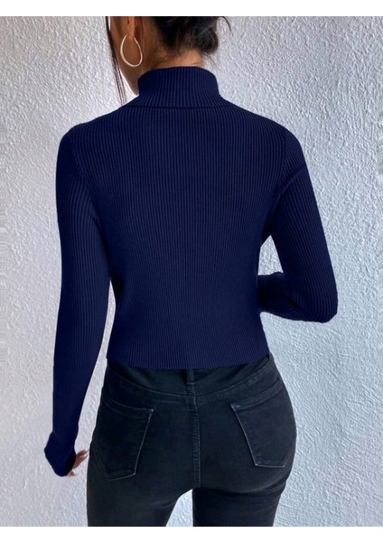 Kolu Inci Işlemeli Kolye Detaylı Balıkçı Yaka Triko Kazak modelleri