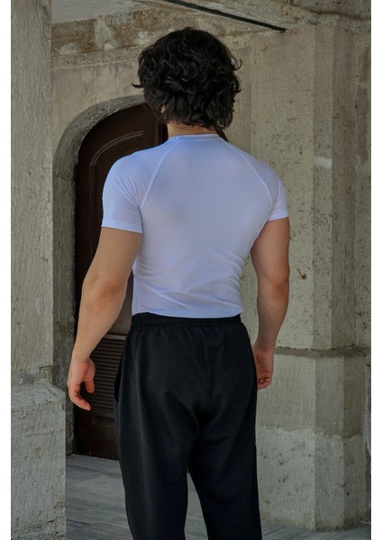 Basic Compression T-Shirt (Beyaz) modelleri