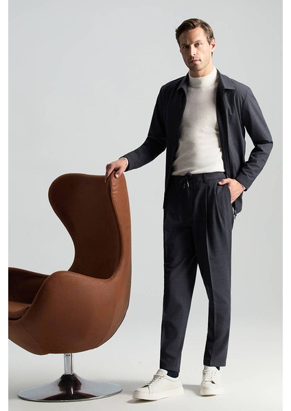 Yün Karışımlı Bağcık Detaylı Koyu Mavi Chino Jogger Pantolon