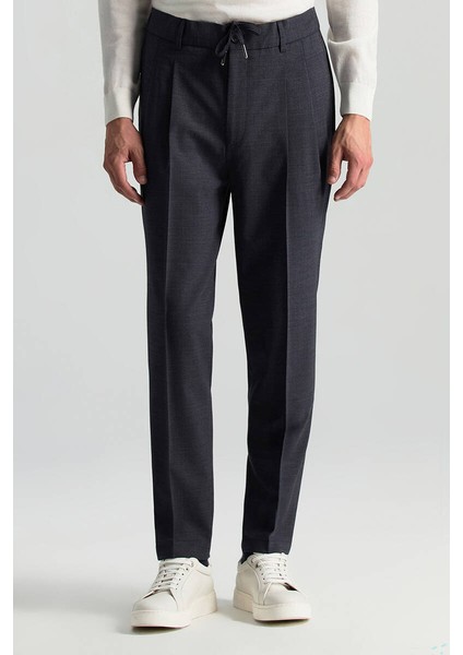 Yün Karışımlı Bağcık Detaylı Koyu Mavi Chino Jogger Pantolon fırsatları