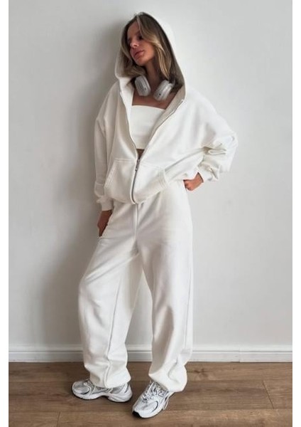 Beyaz Barrel Fit Kadın Eşofman Altı MG2553