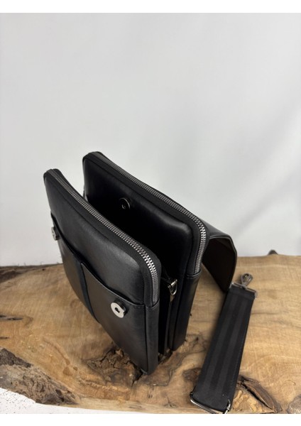 Siyah Çift Göz Kapaklı El Çantası