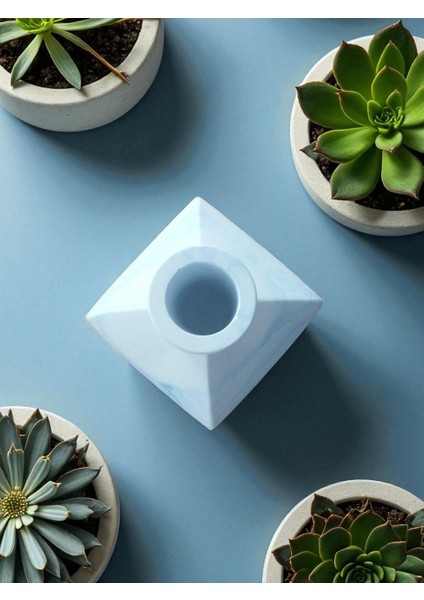 Homemade Dekoratif Obje Mavi Desenli Taş Vazo Kare Tabanlı ve Köşeli Yapı fiyatları