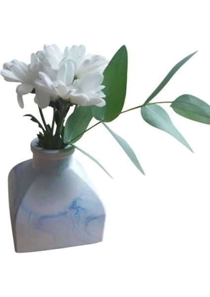 Homemade Dekoratif Obje Mavi Desenli Taş Vazo Kare Tabanlı ve Köşeli Yapı indirimleri