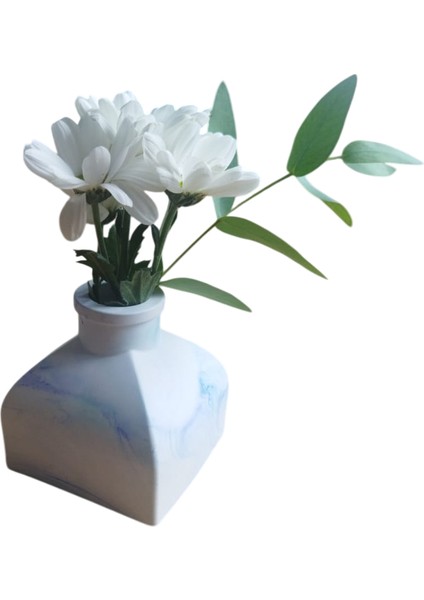 Homemade Dekoratif Obje Mavi Desenli Taş Vazo Kare Tabanlı ve Köşeli Yapı