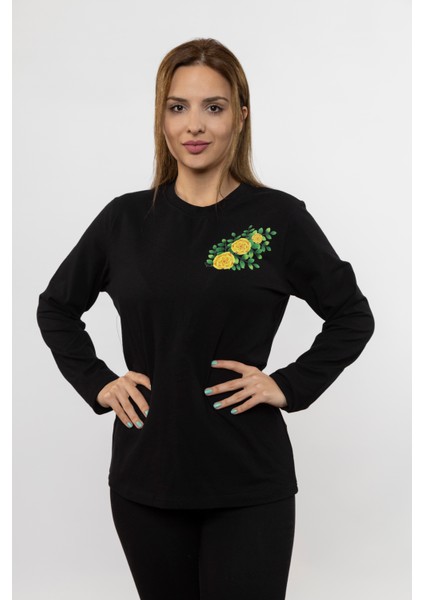 Kadın Siyah Uzun Kollu Çiçek Baskı Tshırt modelleri