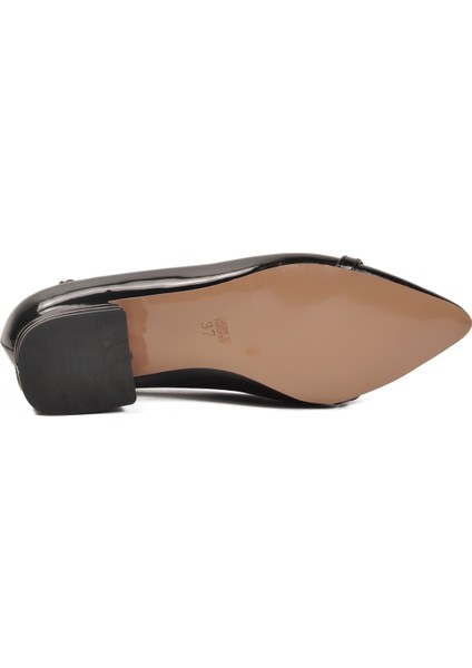 Siyah Rugan Dar Kalıp Kadın Abiye Ayakkabı PC-55197 Z indirimleri