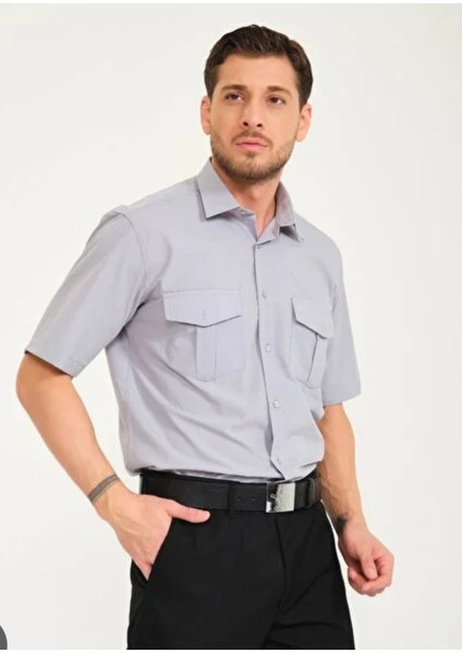 Kısa Kollu Kapaklı Cepli Gömlek