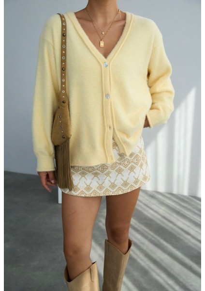 Kadın Yumuşak Dokulu Triko Hırka