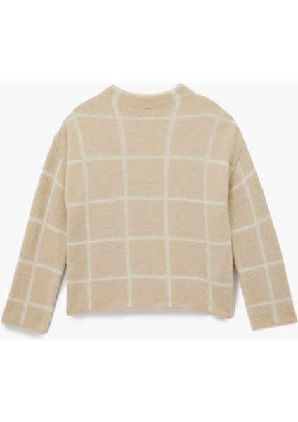 Uzun Kollu Dik Yaka Kareli Triko Peluş Kazak