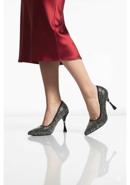 Siyah Taş Işlemeli Ince Topuklu Kadın Abiye Ayakkabı PC-55020 Z