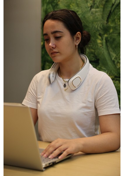 Beyaz Taşınabilir ve Şarjlı Boyun Fanı- Built-In 2000MAH Neck Fan White indirimleri