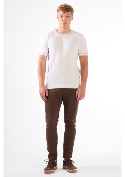 Beyaz Erkek Slim Fit Düz O Yaka Triko