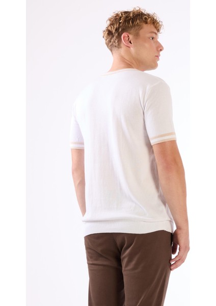 Beyaz Erkek Slim Fit Düz O Yaka Triko