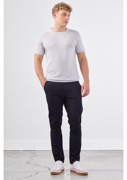 Açık Gri O Yaka Düz Renk Kısa Kollu Slim Fit Triko T-Shirt fiyatları