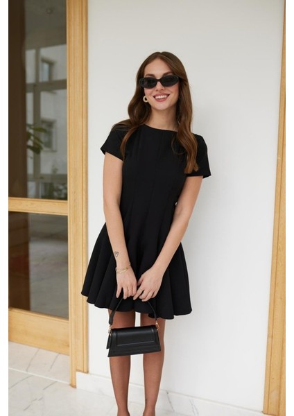 Kadın Kısa Kollu Kiloş Ithal Krep Elbise