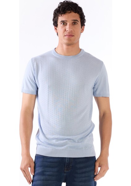 Buz Mavisi O Yaka Düz Renk Kısa Kollu Slim Fit Triko Tshirt