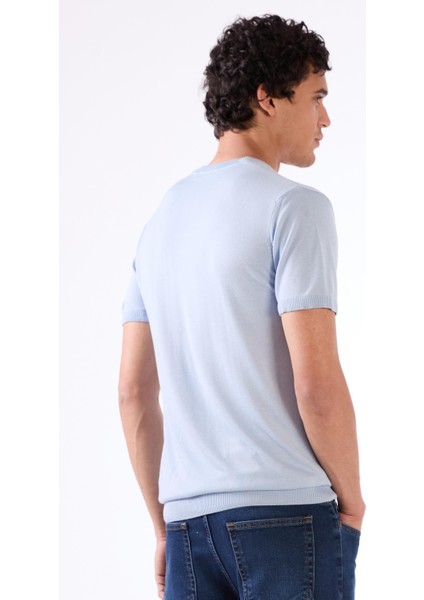 Buz Mavisi O Yaka Düz Renk Kısa Kollu Slim Fit Triko Tshirt indirimleri
