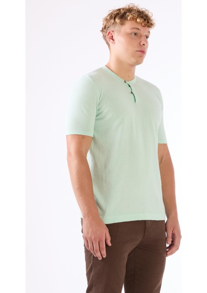 Su Yeşili Erkek Slim Fit Düz Düğmeli O Yaka Triko fiyatları