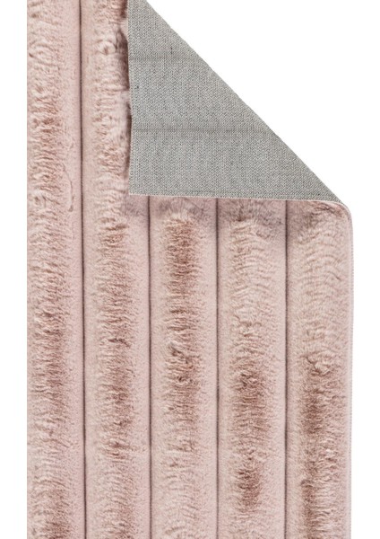 Linio Peluş Halı 8054 Pudra fırsatları