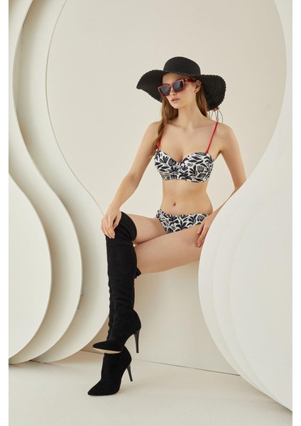 Marsilyan- Siyah Beyaz Desenli Kırmızı Ip Askılı Lotus Bikini Takımı