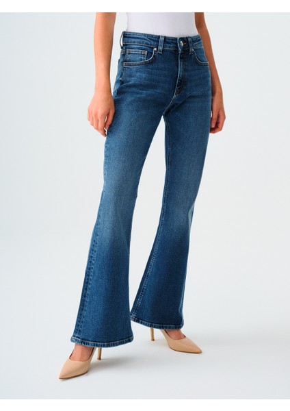 Flare Slim Fit Kadın Pantolon