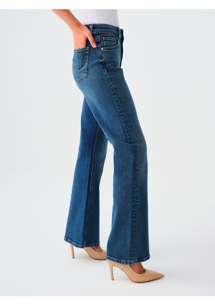 Flare Slim Fit Kadın Pantolon