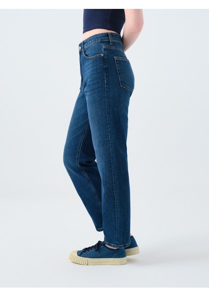 Comfort Straight Comfort Fit Kadın Pantolon