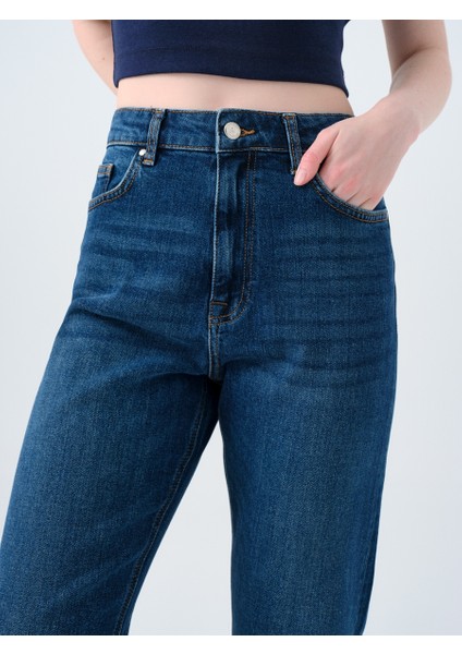 Comfort Straight Comfort Fit Kadın Pantolon