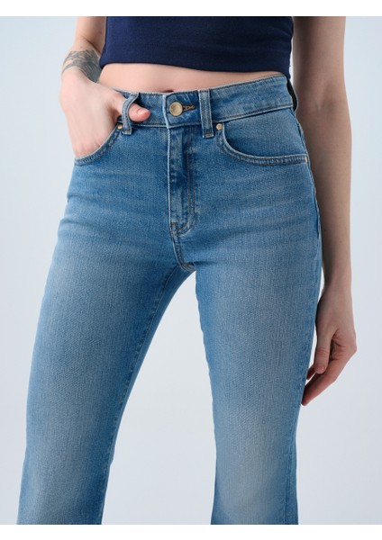 Flare Slim Fit Kadın Pantolon