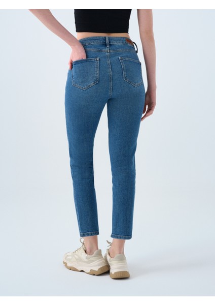 Kadın Jean
