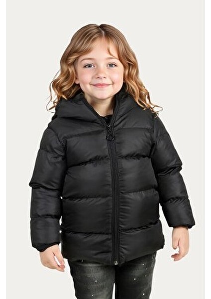 Kız Çocuk Siyah Kapüşonlu Su ve Rüzgar Geçirmez Polarlı Şişme Mont fiyatları