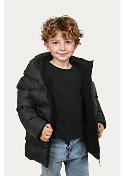 Erkek Çocuk Siyah Kapüşonlu Polarlı Su ve Rüzgar Geçirmez Şişme Mont