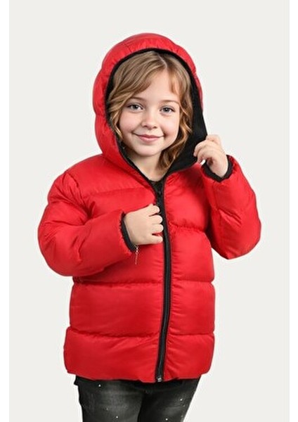 Kız Çocuk Kırmızı Kapüşonlu Su ve Rüzgar Geçirmez Fleece İçlikli Şişme Mont
