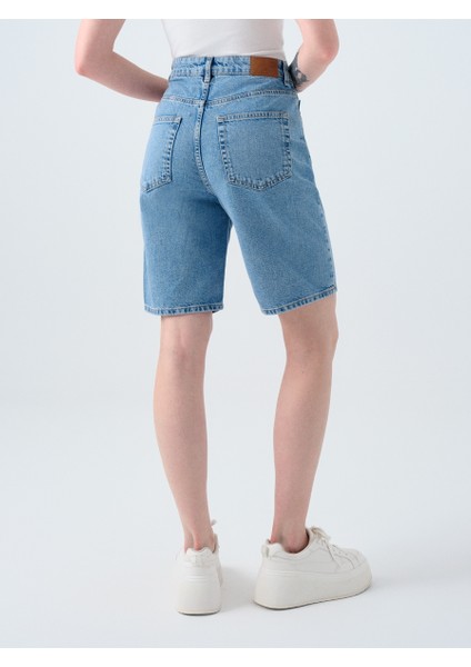 Regular Fit Kadın Şort