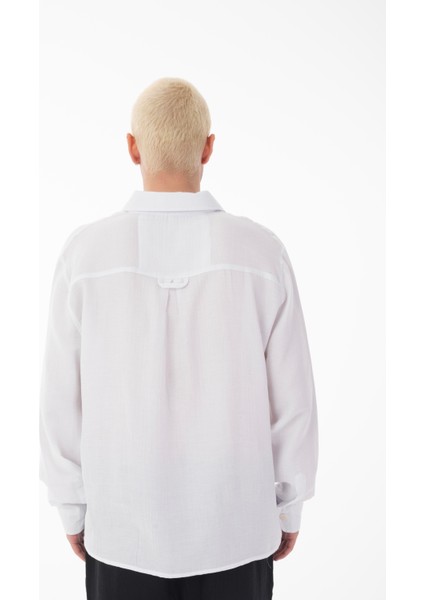 R-6048 Ayaklı Yaka Arka Roba Detaylı Uzun Kol Müslin Gömlek indirimleri