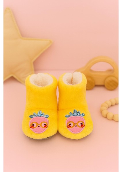 Bebek & Çocuk Kaydırmaz Tabanlı Ev Botu / Panduf / Kışlık Peluş Bot / Çilek Desenli fiyatları