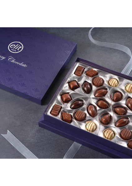 Lacivert Spesiyal Kutu Çikolata 338g Glutensiz fırsatları